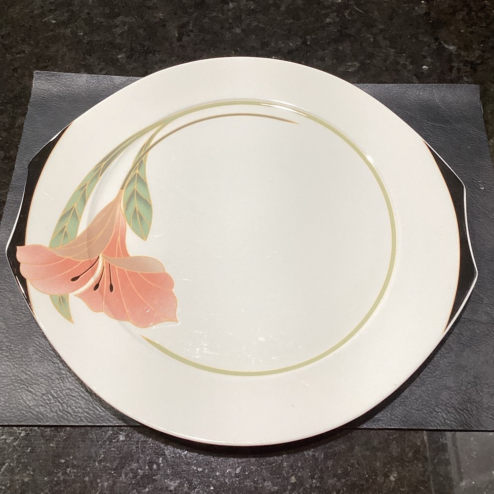 Villeroy & Boch Iris Peach and Black Porcelain Dinner Plate vintage